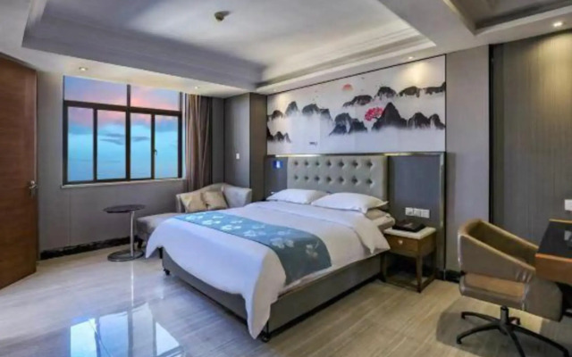 Baifulai Hotel (Wanning High-speed Railway Station)