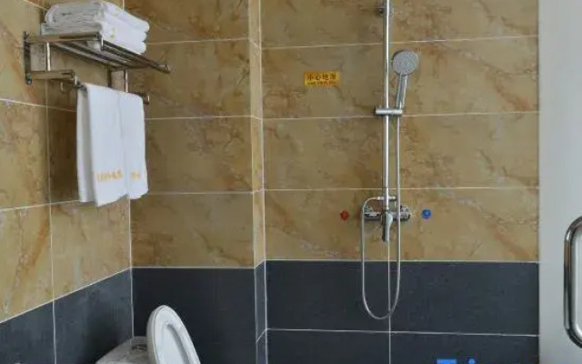 Dali Xinxin Busines Hotel