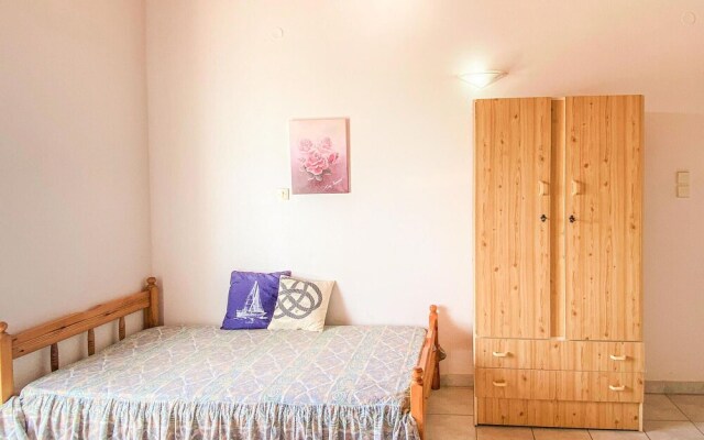 Stunning Apartment in Vasilika Evia With Wifi and 1 Bedrooms