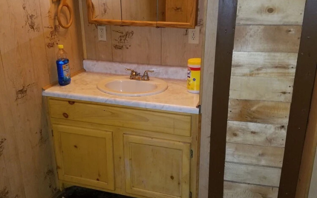 Kiser Creek Cabins