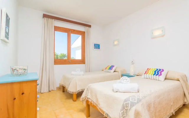 Riandgo in Alc dia With 2 Bedrooms and 1 Bathrooms - Apartment in Alcudia - Photo 4