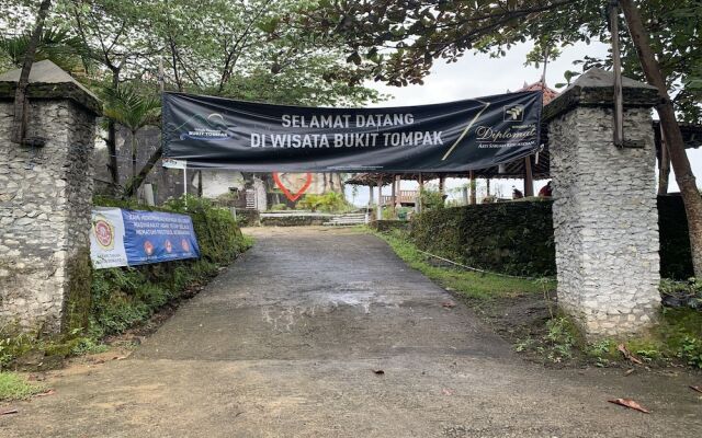 Camping Ground Bukit Tompak