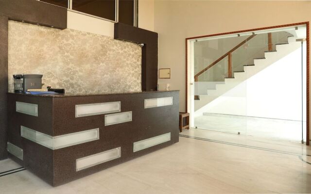 Hotel YKS