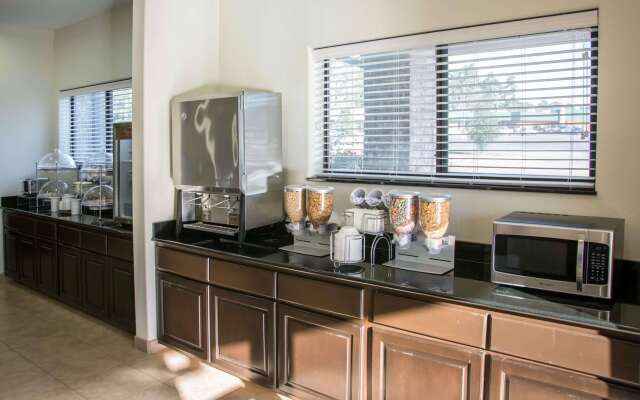 Sleep Inn & Suites Center