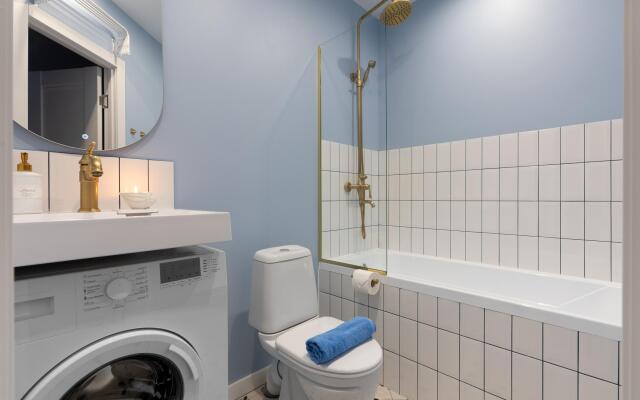 Апартаменты на улице Малая Митрофаньевская 8 корпус 1