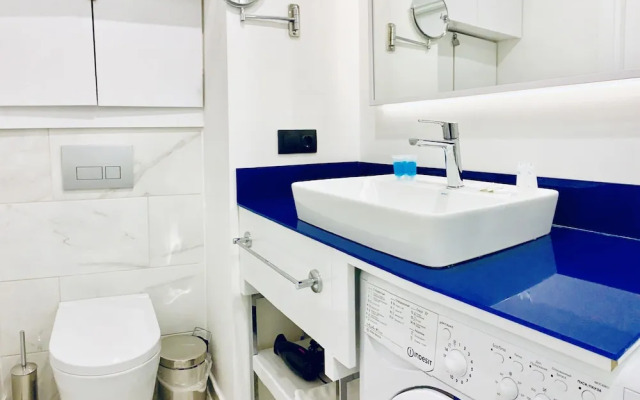 Royal Sea Breeze Apartment