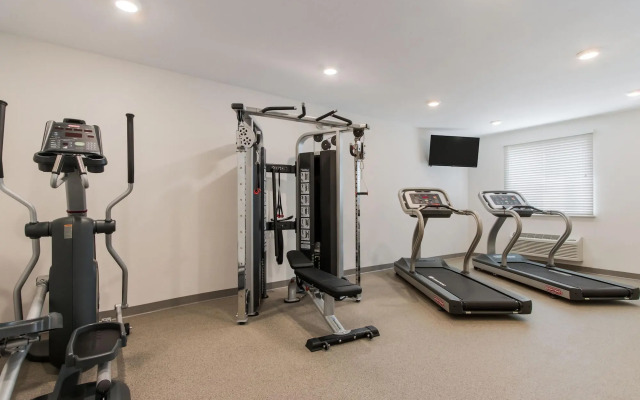 WoodSpring Suites Doral Miami Airport