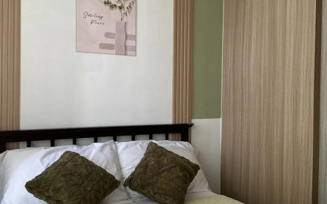 Cade, Grace Residences Tower 4 5th Flr