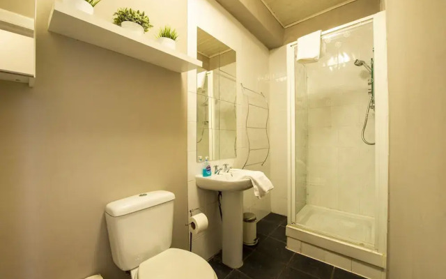 JOIVY Great Location! - Charming Apt by Edinburgh Castle