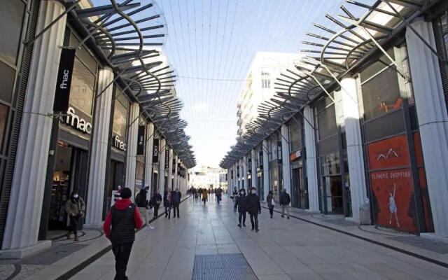 Le Foch-50m2-HYPERCENTRE- Parking Privé & Wifi FIBRE