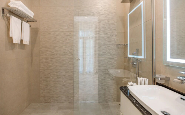 LETO Boutique Hotel
