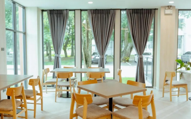 RUS Hotel&Convention