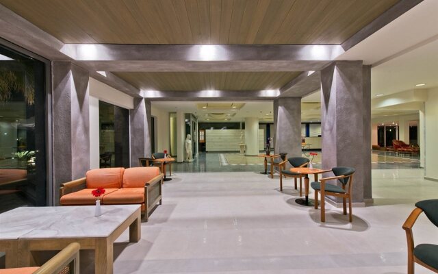 Minos Aparthotel