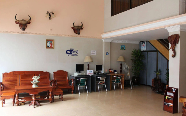 Lucky 2 Guesthouse