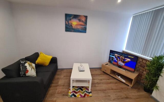 Leicester Luxury Apartments - S08