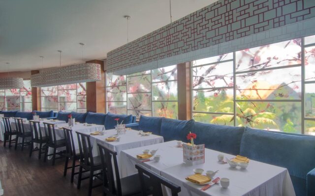 The Sunan Hotel Solo