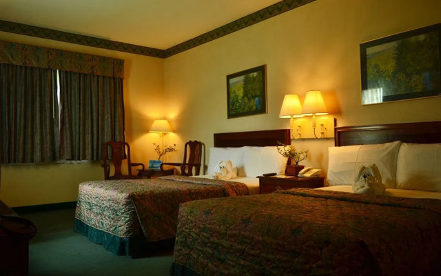 Days Hotel by Wyndham Batangas