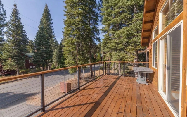 Kingswood Dr Criterion 58 - Whitney