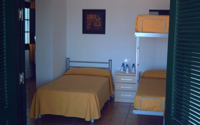 Albergue Inturjoven Punta Umbria - Hostel