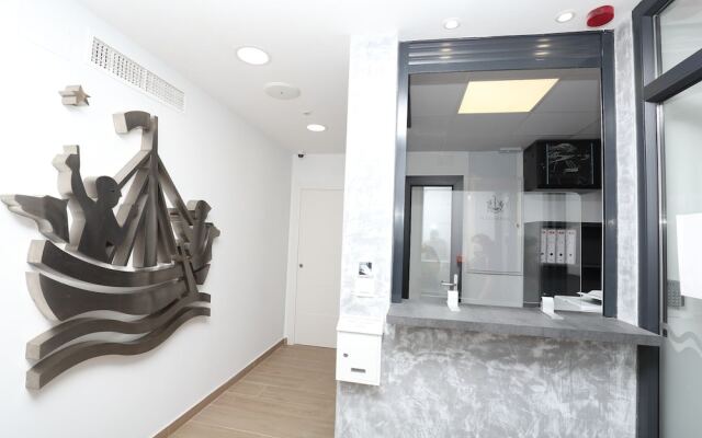 Hostal Palmones