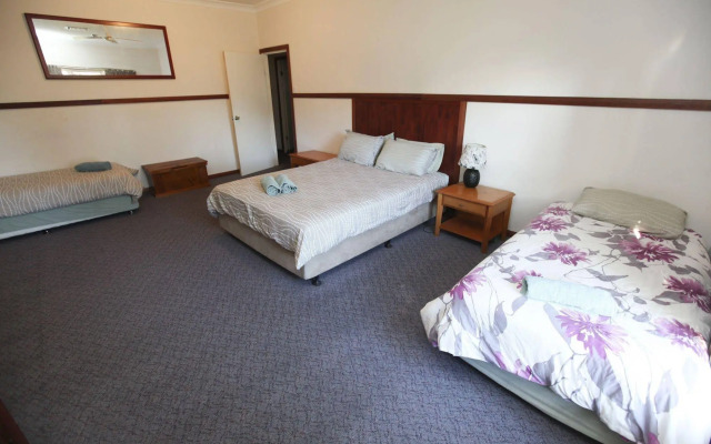 Macquarie Cottage