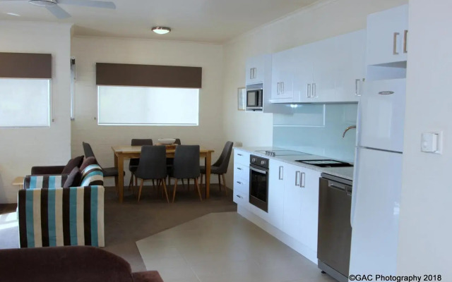 Mollymook Cove Apartments