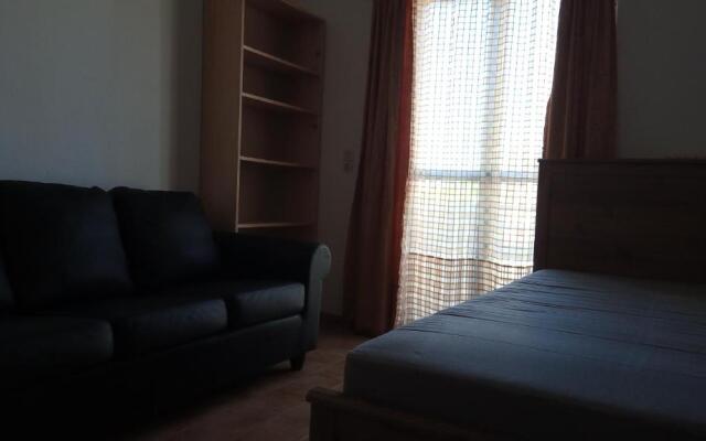 Central apartment at Kounoupidiana