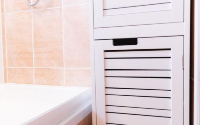 Tiho - 10M From The Beach - A2 1. Kat(4)