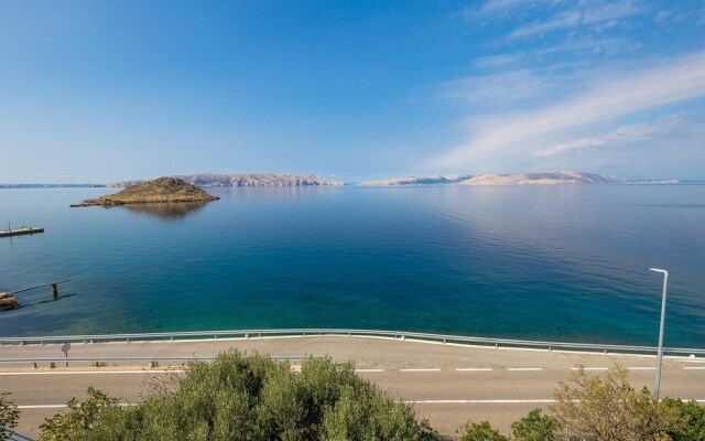 Nice Home in Sv.juraj With Wifi and 3 Bedrooms