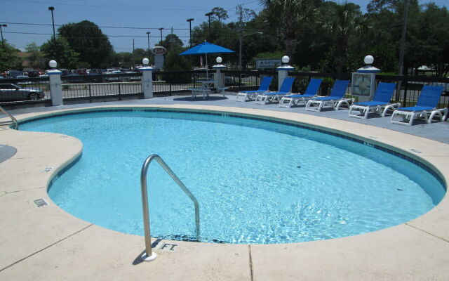 Regency Inn Near Boardwalk & Hurlburt Field