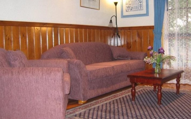 Buttercup Cottage and Private Apartment – Guest Rooms – Merrijig