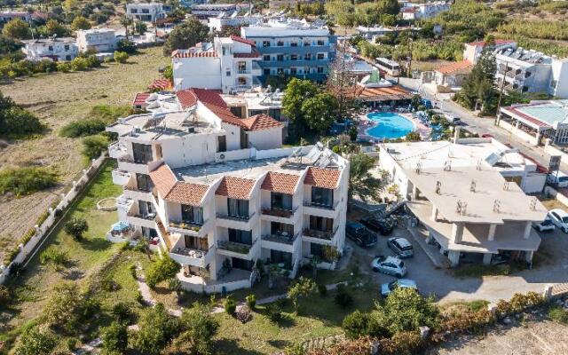 Lyristis Apartments Plus