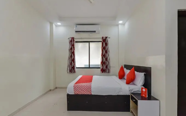 Krishna Palace Guest House by OYO
