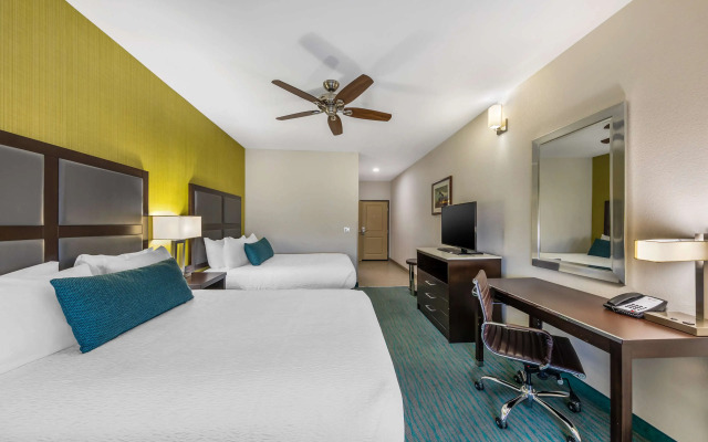 Best Western Plus Taft Inn