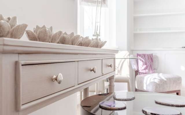 Modern Luxury Basement Flat in Chelsea