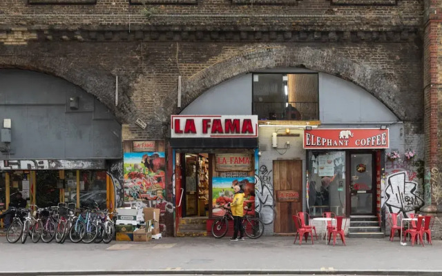 New Kent Road by Onefinestay