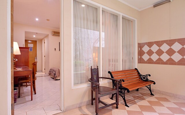 ZEN Rooms Pejaten Raya