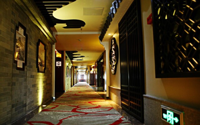 Donghui Hotel