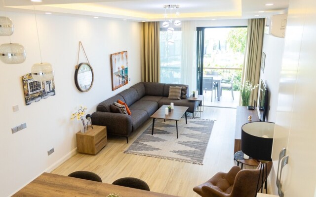 Elegant Two-bedroom Apartment in Upscale Surroundings