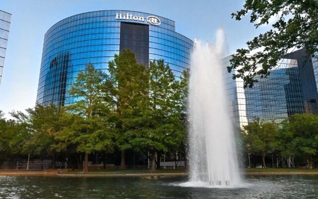 Hilton Dallas Lincoln Centre