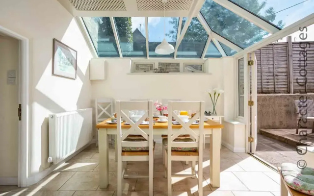 Weir Cottage