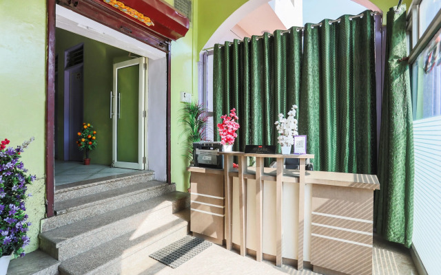 OYO 30366 German Cafe