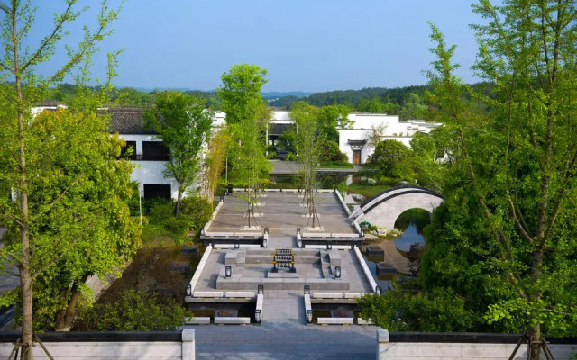 Yurun Hanyuelou Villa Resort