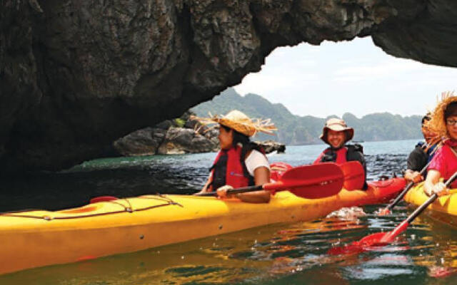 Bien Ngoc 22 Cruise