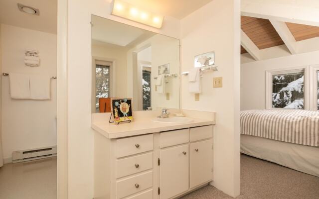 Prospector 174 4 Bedroom Condo