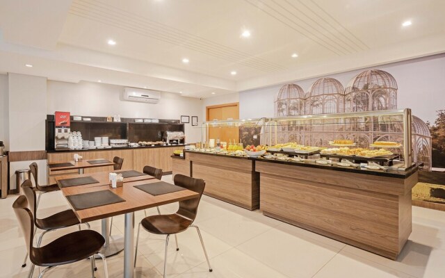 Slim Curitiba Av. das Torres