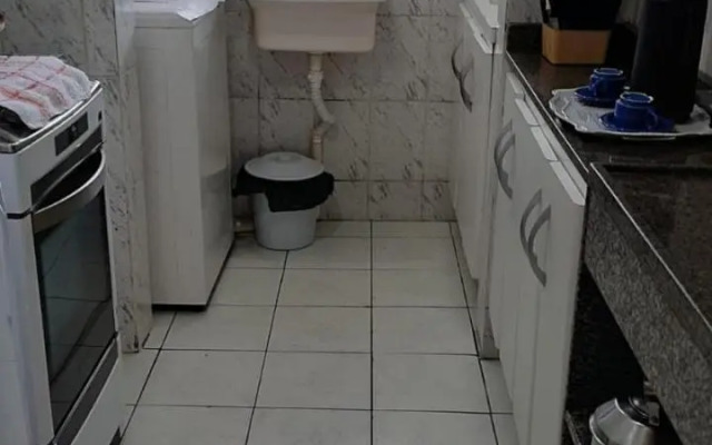 Excelente apto em Caiobá a 3 quadras da praia!