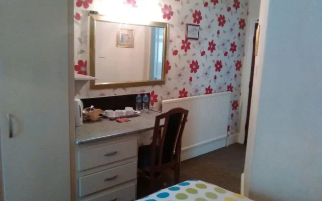 leedshouse guest house