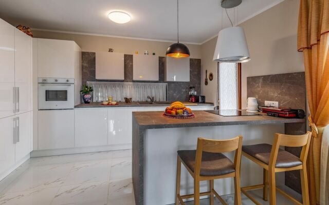 Nice Home in Vodnjan With Wifi and 3 Bedrooms