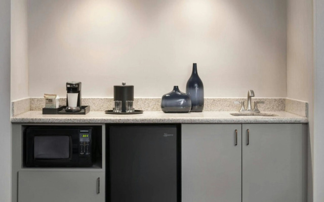 Courtyard by Marriott Farmington